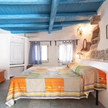 Attic Iolanda